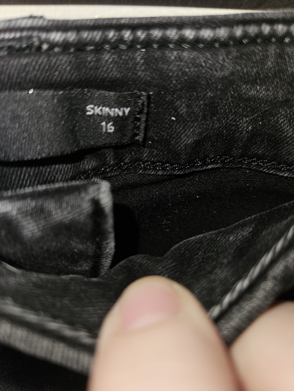 Simply Vera Vera Wang Womans Black Skinny Jeans Size 16 - Picture 8 of 15